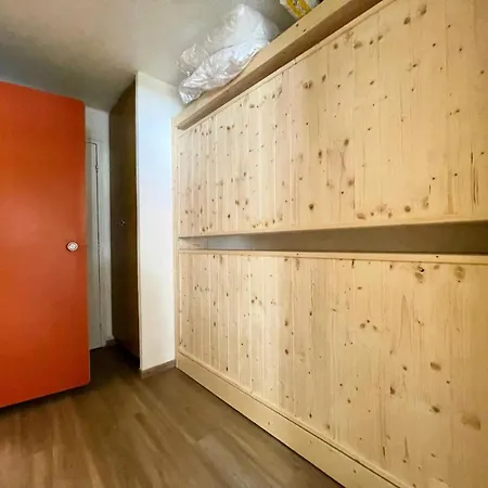 Roche Blanche - Location: Renove Pour Deux Personnes Mae-9121 *