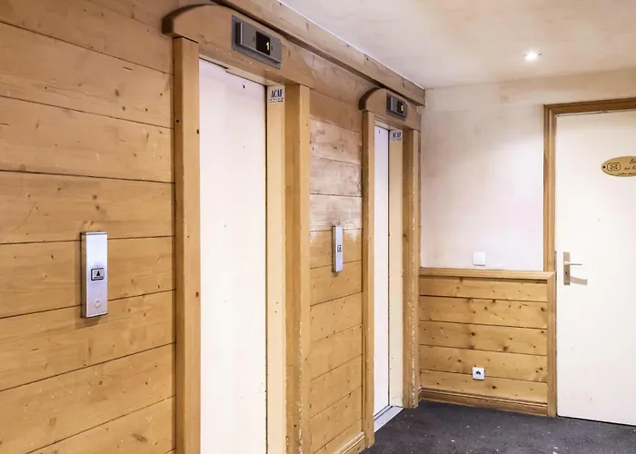 Roche Blanche - Location: Renove Pour Deux Personnes Mae-9121 *