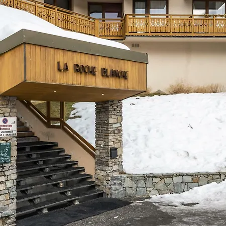 Roche Blanche - Location: Renove Pour Deux Personnes Mae-9121 *