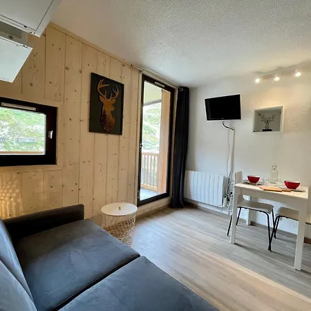 Roche Blanche - Location: Renove Pour Deux Personnes Mae-9121 Apartment *