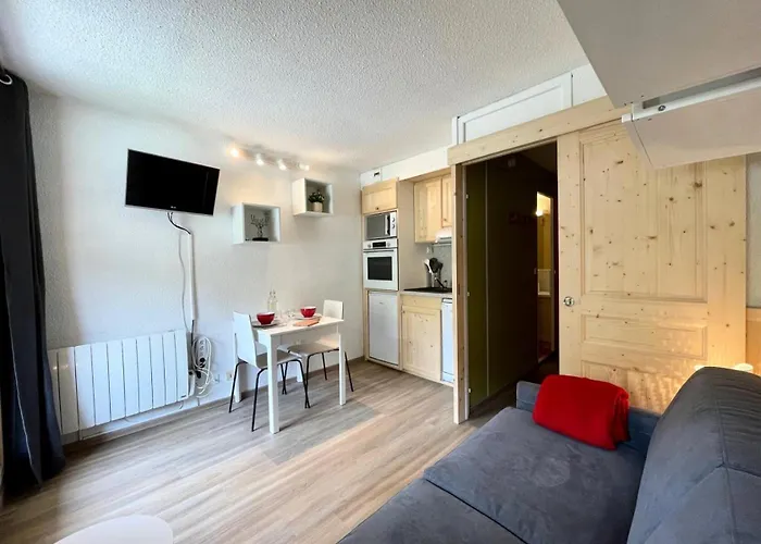 Roche Blanche - Location: Renove Pour Deux Personnes Mae-9121 *